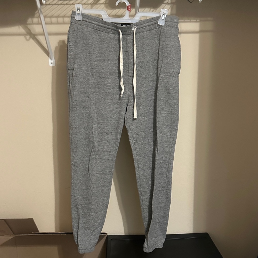 (L) RSQ Heather Gray Men's Joggers